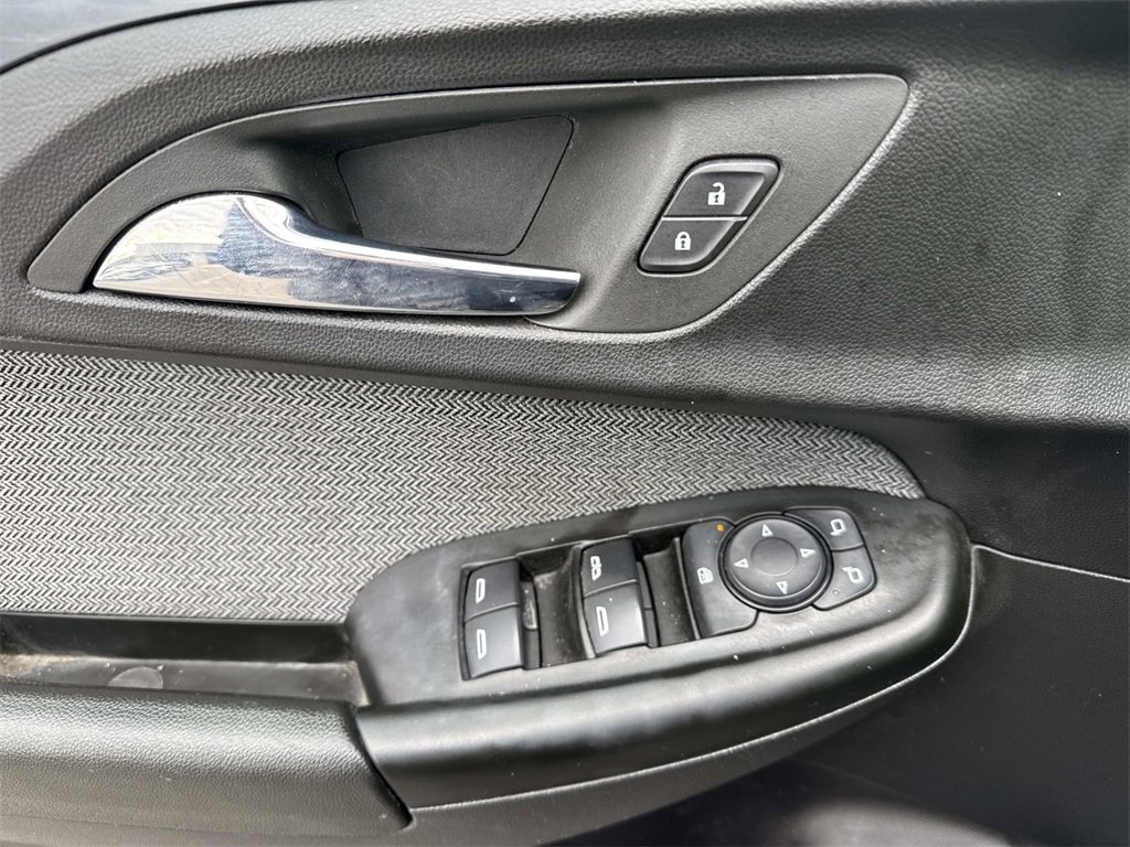 Used 2023 Chevrolet TrailBlazer LT w/ Convenience Package image 37