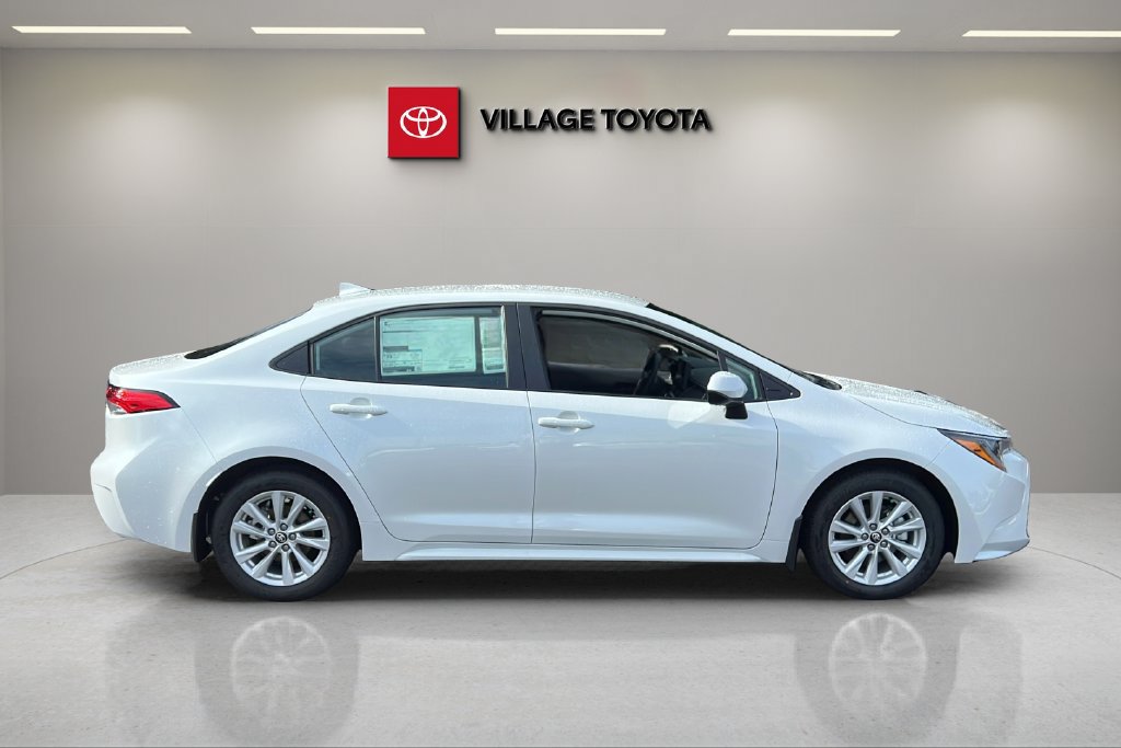 New 2027 Toyota Corolla LE w/ LE Premium Package FWD image 6