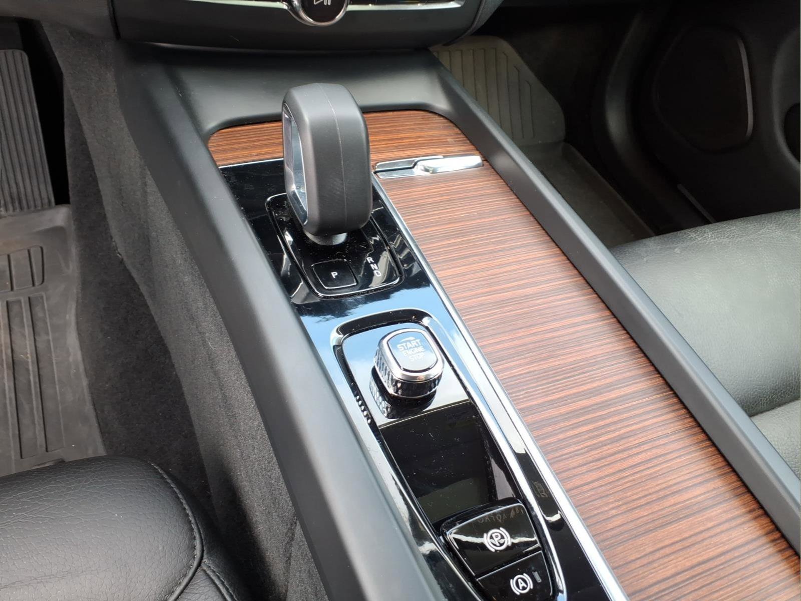 Used 2023 Volvo XC60 B5 Plus w/ Climate Package image 26