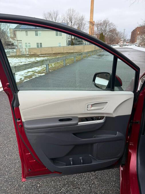 Used 2021 Toyota Sienna LE image 37