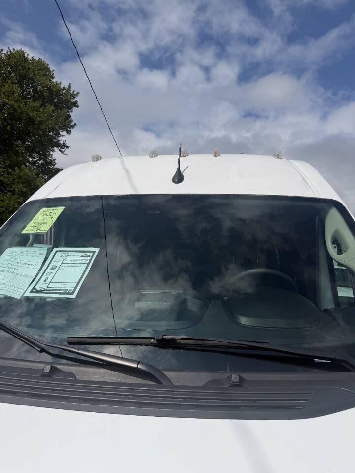 Used 2025 RAM ProMaster 2500 w/ Convenience Group FWD image 15
