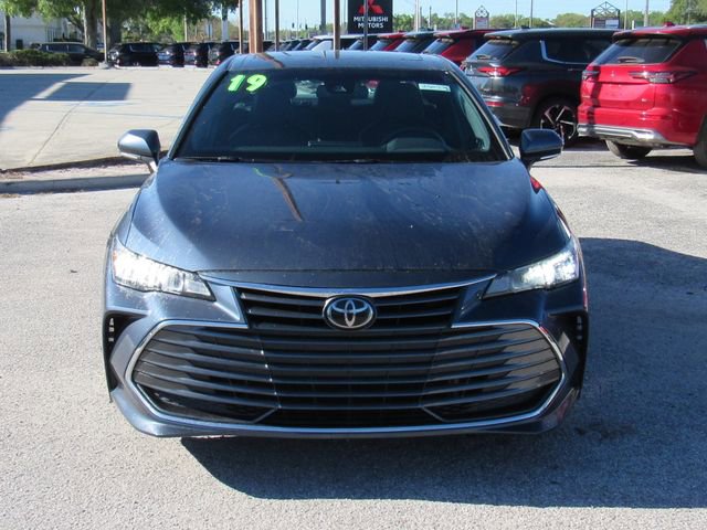 Used 2019 Toyota Avalon XLE image 8