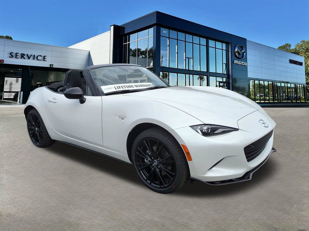 New 2026 MAZDA MX-5 Miata Club w/ Interior Package RWD image 2