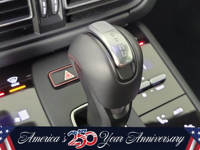 Used 2025 Porsche Macan AWD/4WD image 30