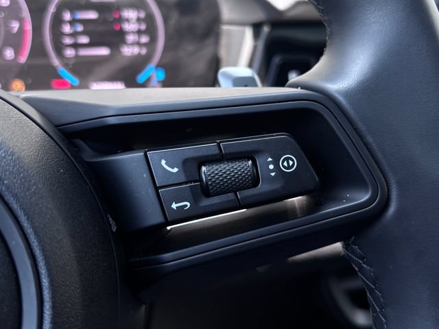 Certified 2025 Porsche Cayenne S AWD/4WD image 17