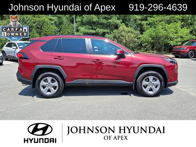 Used 2025 Toyota RAV4 XLE w/ Convenience Package FWD image 20