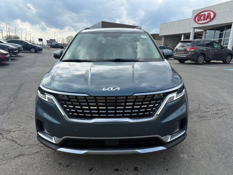 Used 2022 Kia Carnival SX image 2