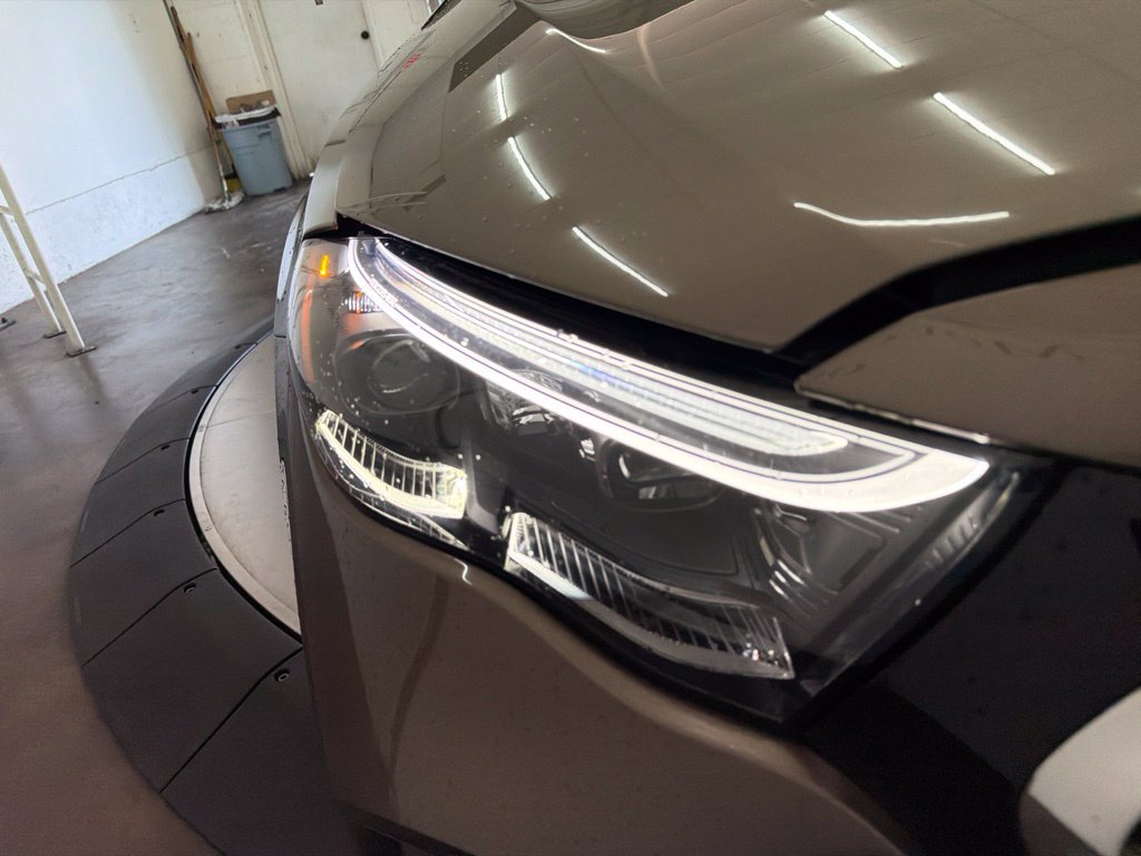 Used 2025 Mercedes-Benz E 350 4MATIC Sedan image 11