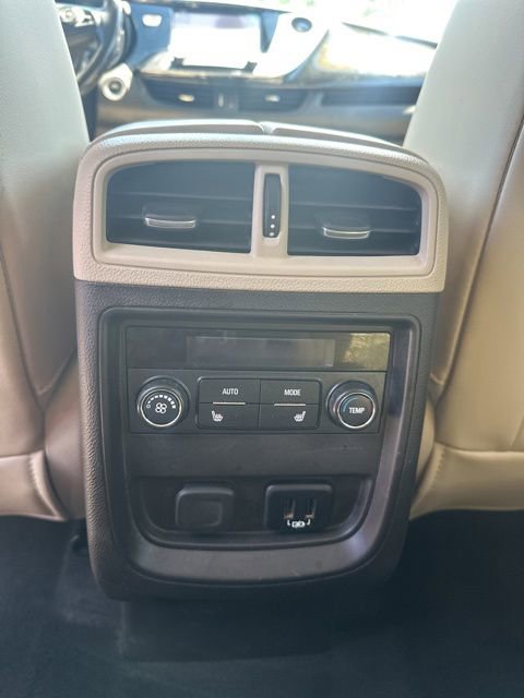 Used 2018 Buick Envision Essence FWD image 9