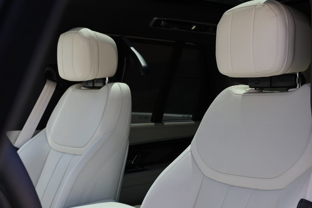 New 2026 Land Rover Range Rover SE AWD/4WD image 14