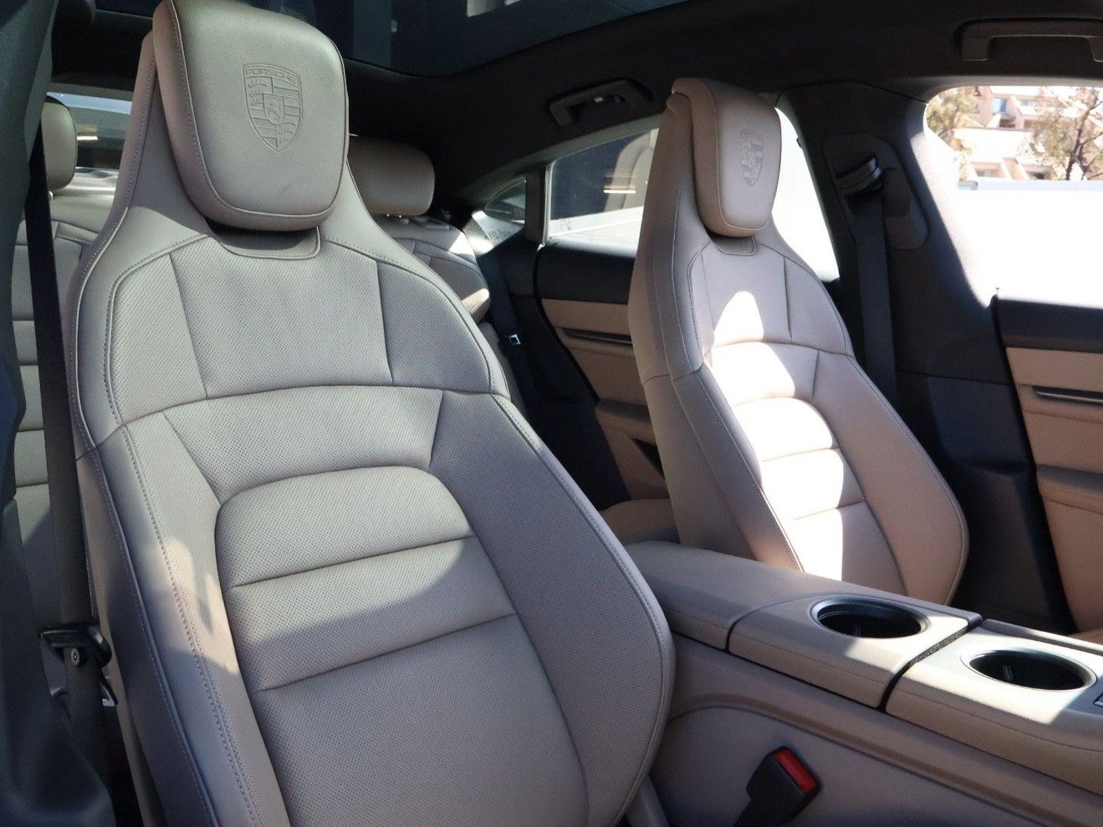 New 2026 Porsche Taycan image 24