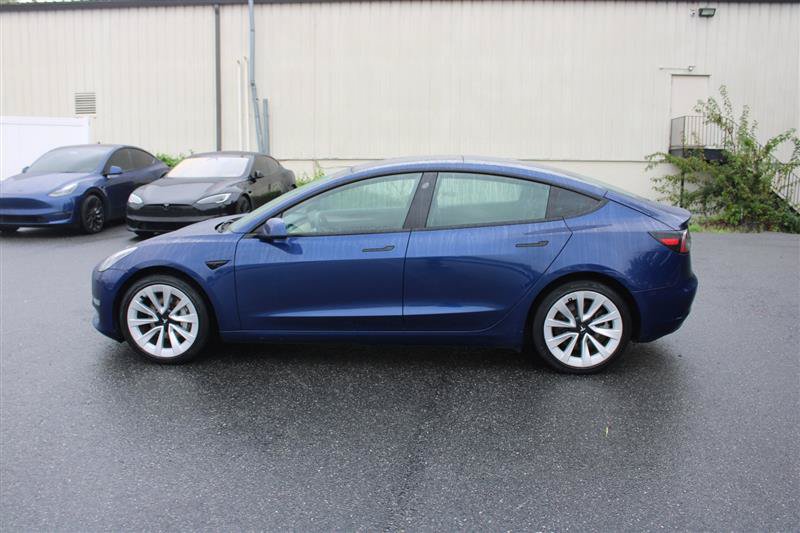 Used 2022 Tesla Model 3 Standard Range RWD image 4