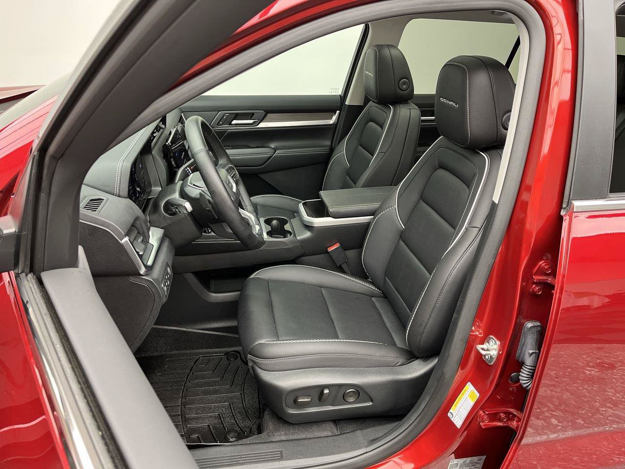 Certified 2026 GMC Terrain Denali AWD/4WD image 11
