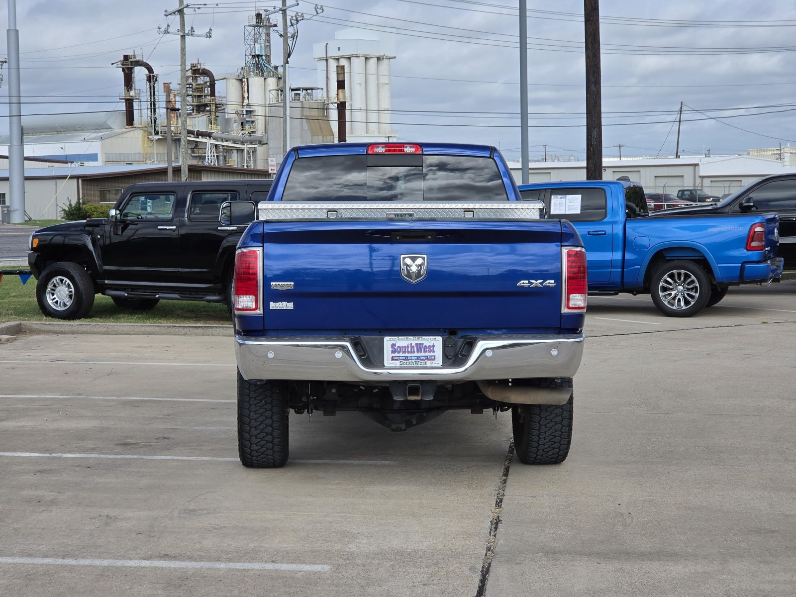 Used 2017 RAM 2500 Laramie w/ Convenience Group AWD/4WD image 8
