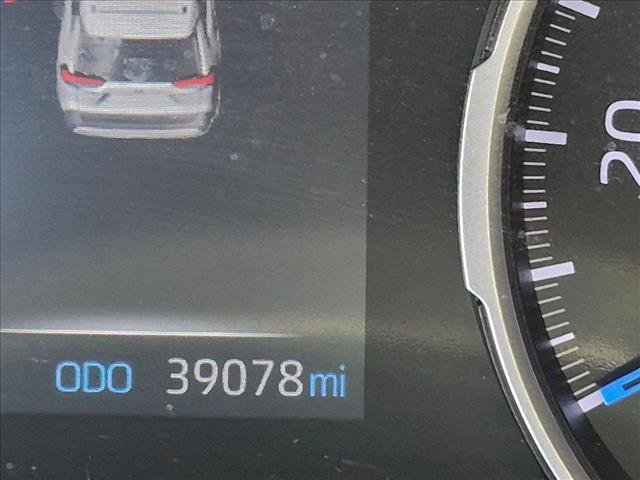 Used 2022 Toyota RAV4 SE AWD/4WD image 10