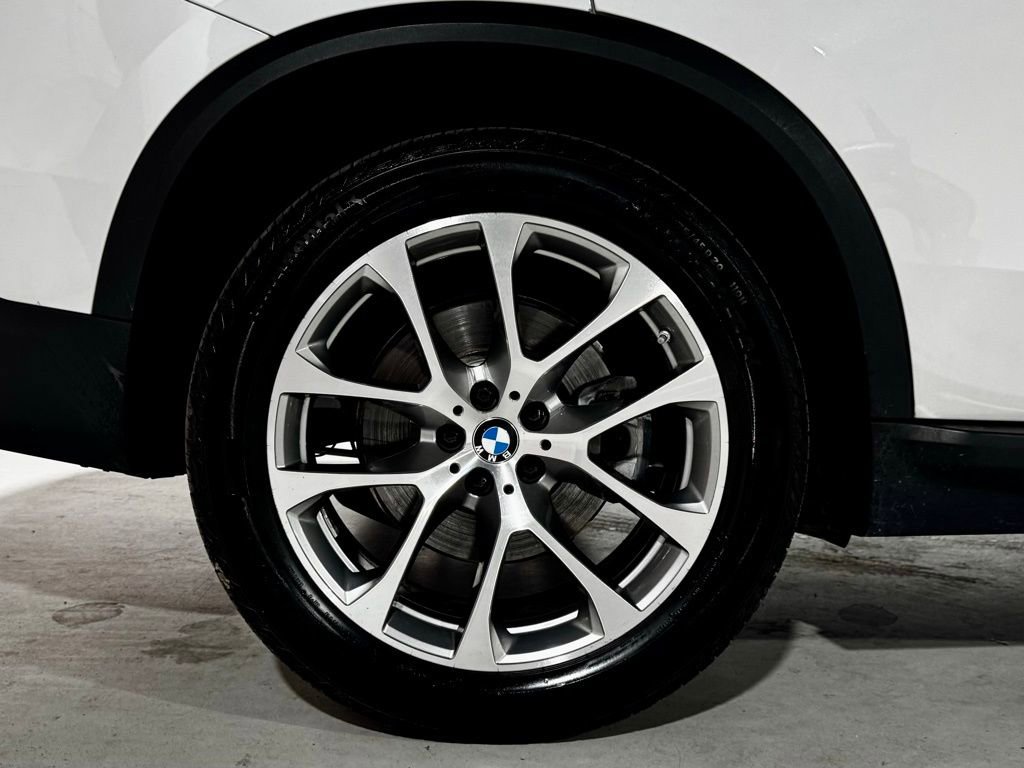 Used 2023 BMW X5 xDrive40i w/ Premium Package image 33