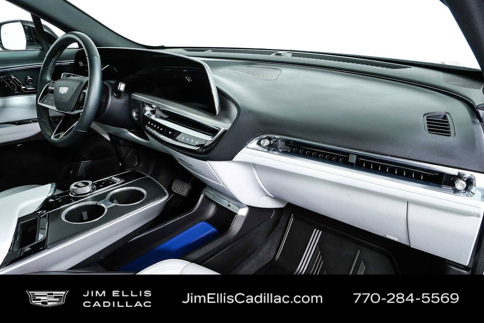 Certified 2024 Cadillac Lyriq Sport RWD image 23