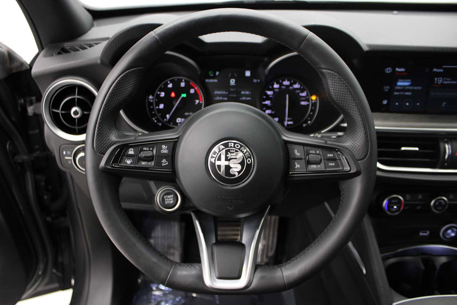 Used 2022 Alfa Romeo Stelvio Ti w/ Active Assist Plus Package image 20