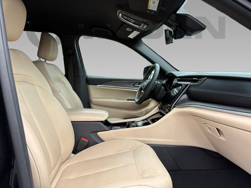 Used 2023 Jeep Grand Cherokee Limited AWD/4WD image 8