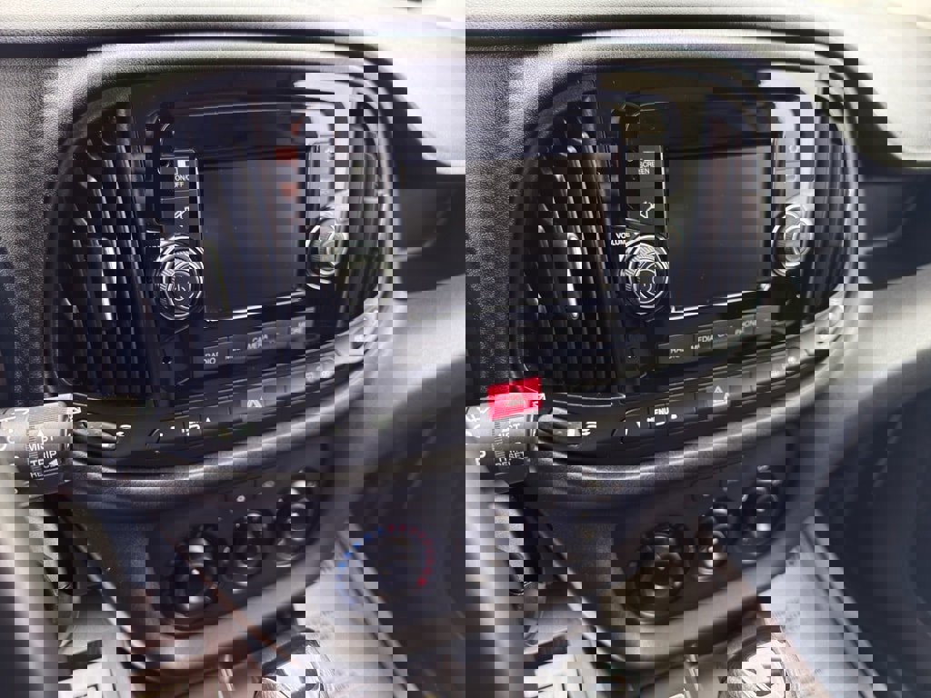 Used 2021 RAM ProMaster City Tradesman SLT image 12