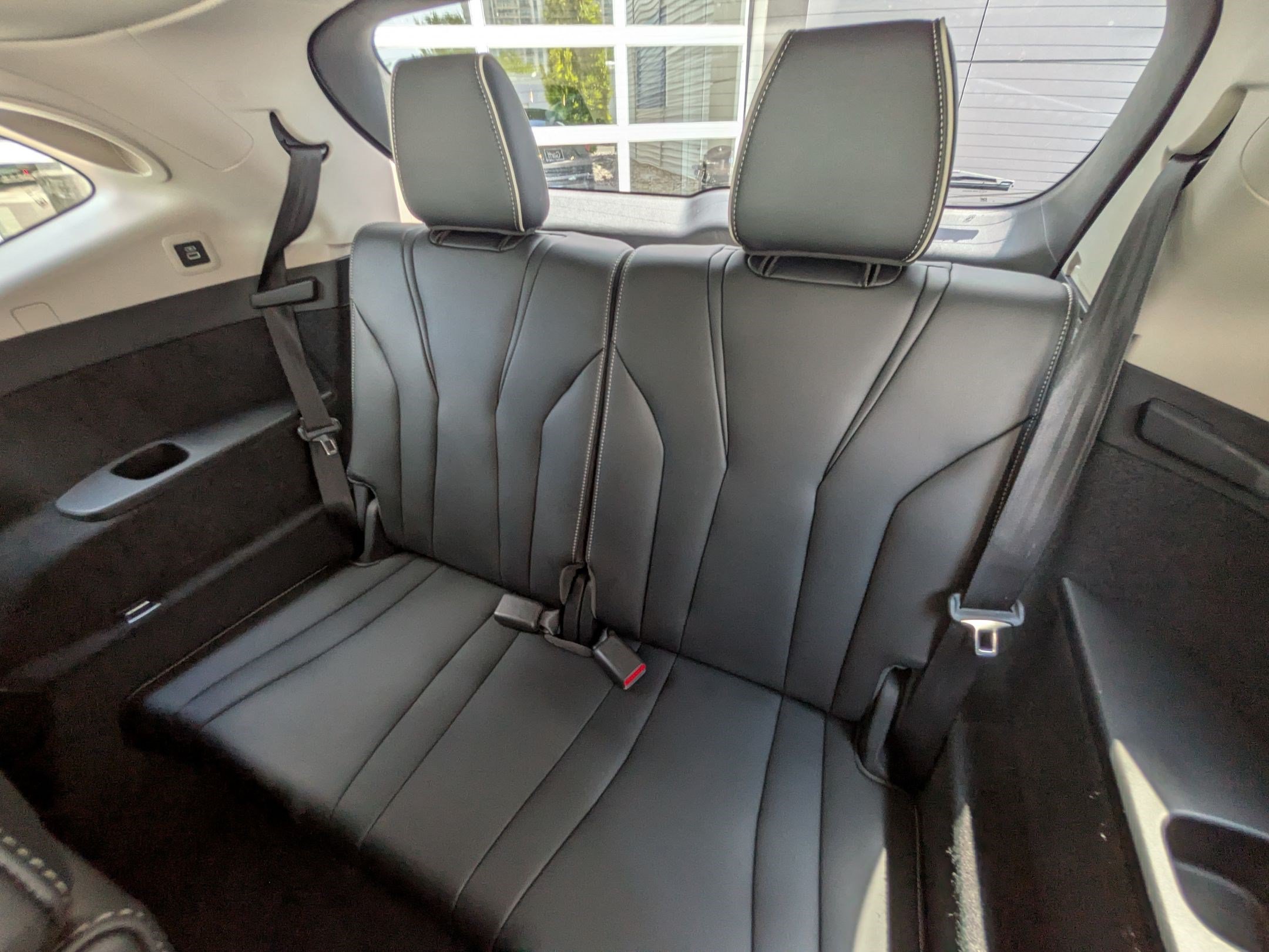 Used 2022 Acura MDX w/ Advance Package AWD/4WD image 30