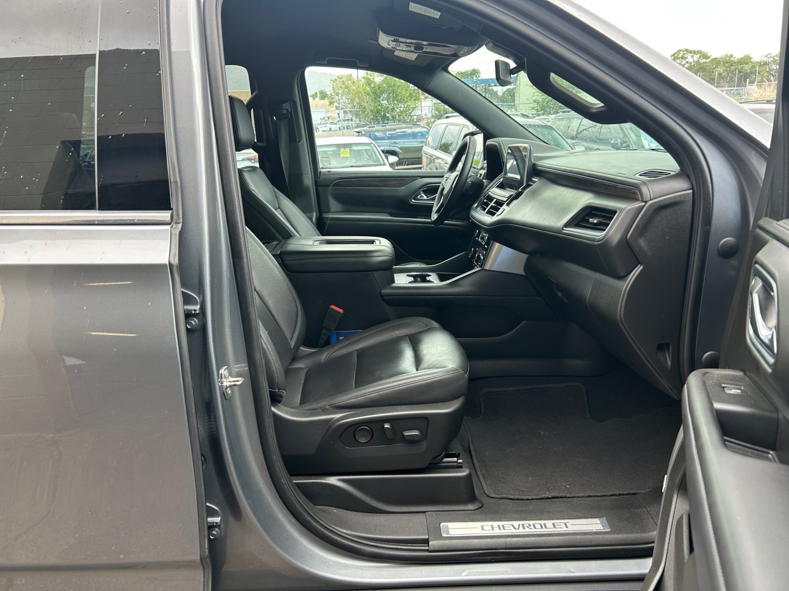 Used 2021 Chevrolet Tahoe LT AWD/4WD image 31