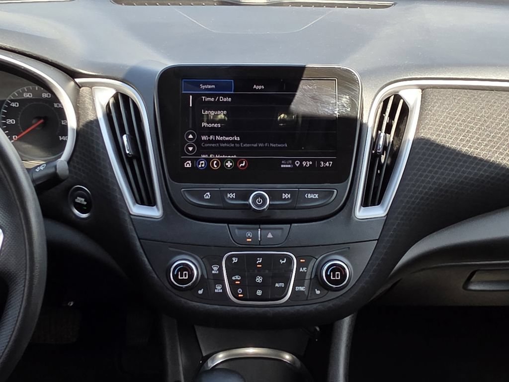 Used 2024 Chevrolet Malibu LT FWD image 19