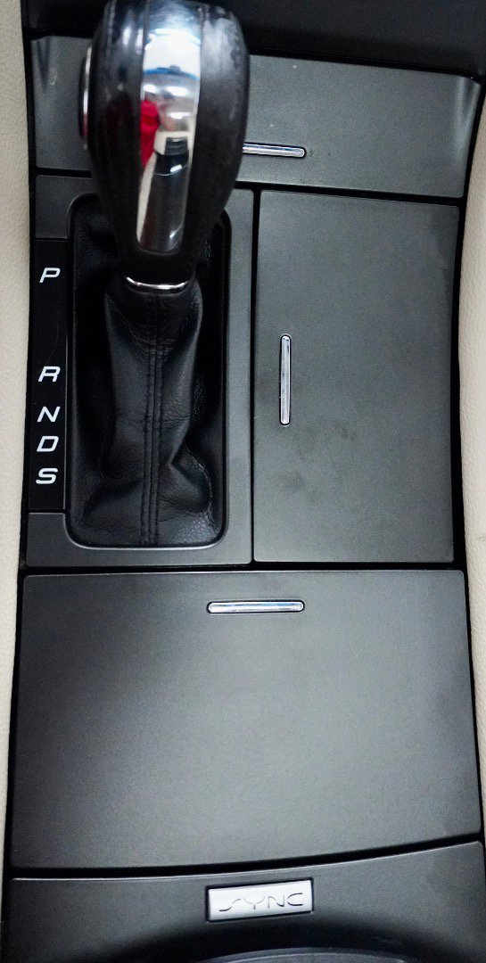 Used 2016 Ford Taurus Limited image 22