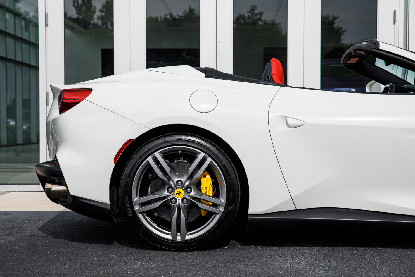 Used 2023 Ferrari Portofino M RWD image 19