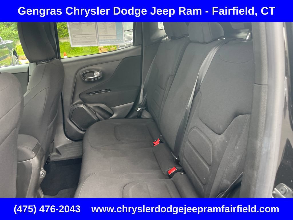 Certified 2021 Jeep Renegade Latitude AWD/4WD image 39
