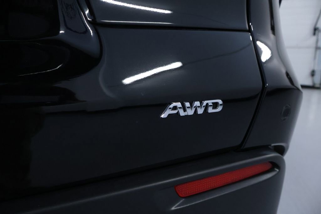 Used 2024 Toyota bZ4X XLE image 11