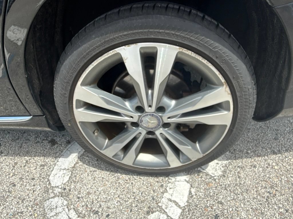 Used 2015 Mercedes-Benz C 300 4MATIC Sedan image 34