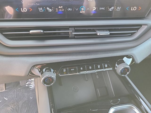 New 2026 Chevrolet Silverado EV LT w/ Plus Package AWD/4WD image 31