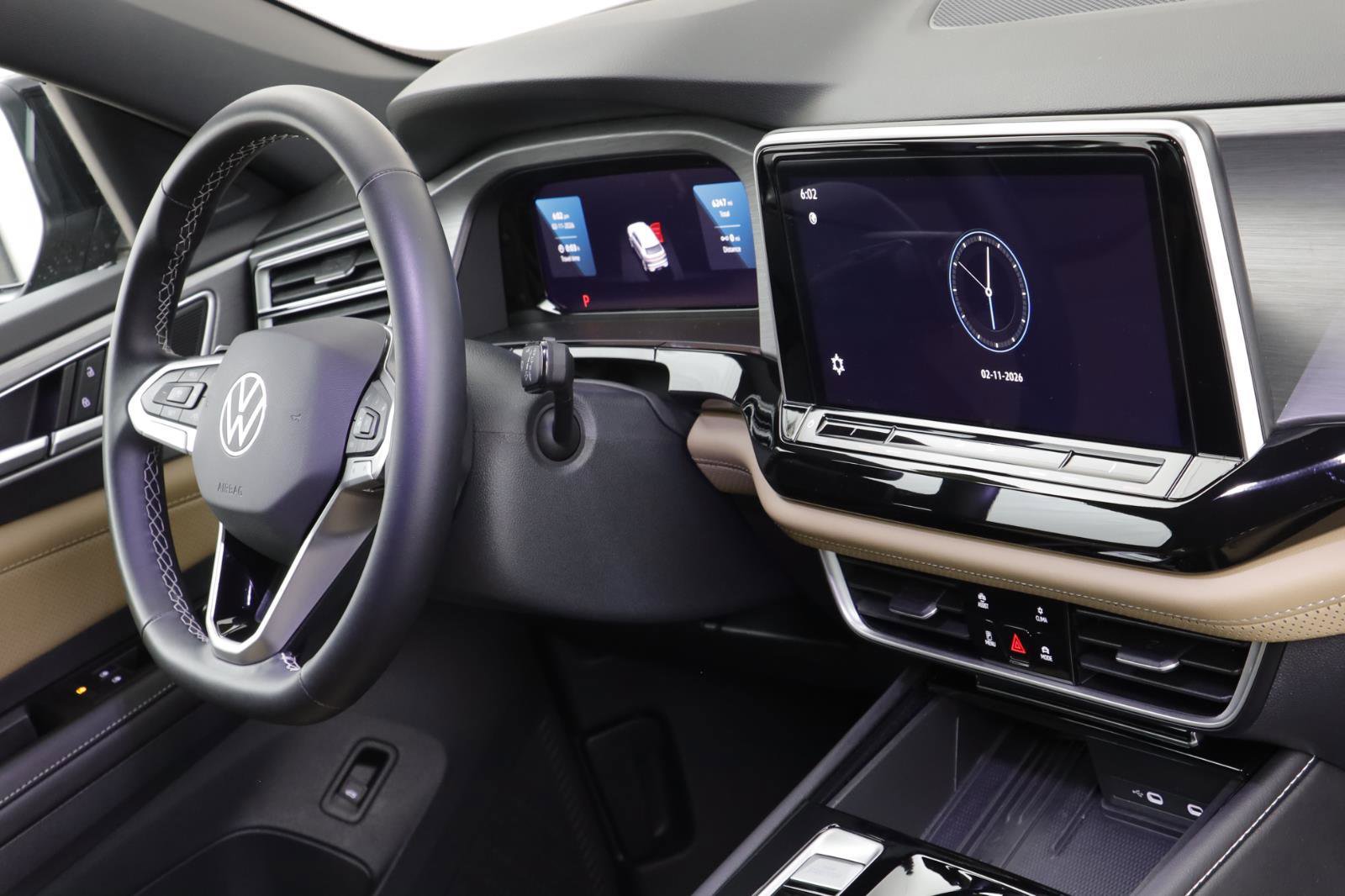 Used 2025 Volkswagen Atlas Cross Sport SE image 21