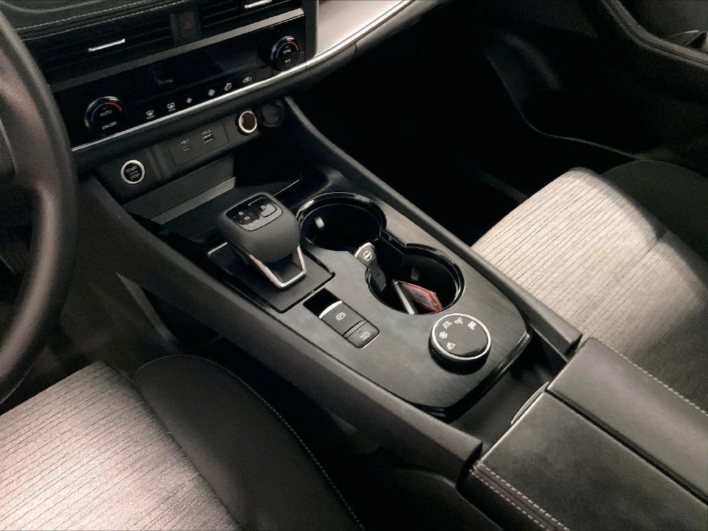 Certified 2023 Nissan Rogue SV AWD/4WD image 20