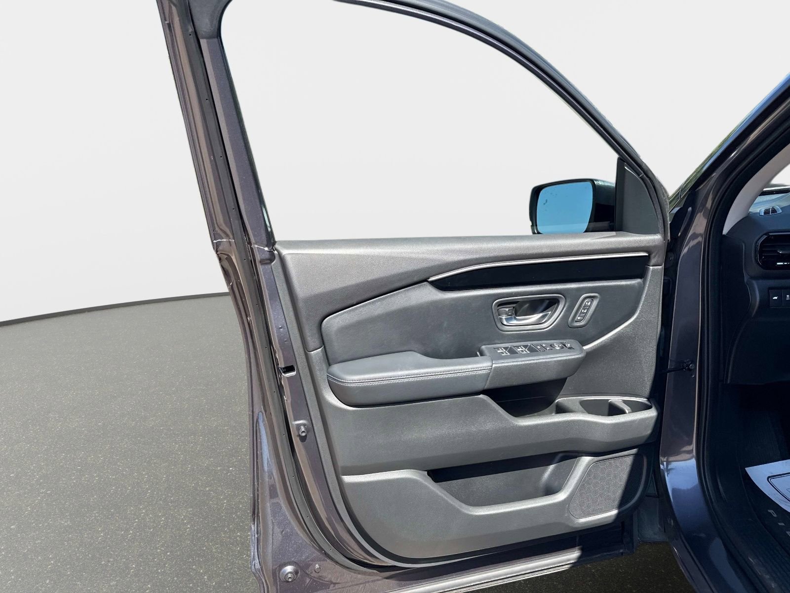 Used 2023 Honda Pilot EX-L image 18