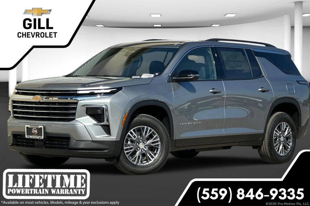 New 2026 Chevrolet Traverse LT image 1