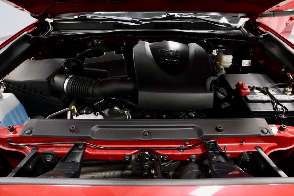 Used 2022 Toyota Tacoma TRD Sport image 16