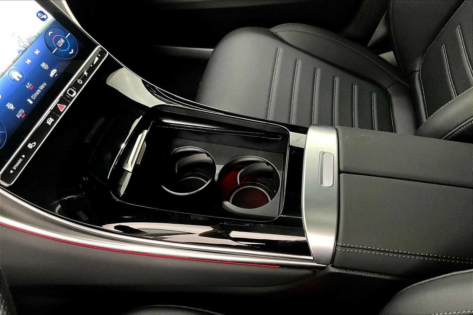 New 2025 Mercedes-Benz GLC 300 4MATIC image 19