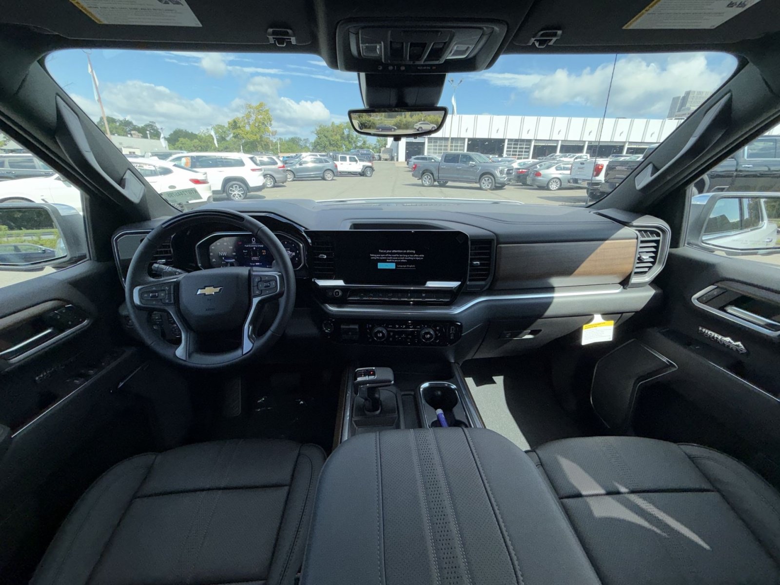 New 2026 Chevrolet Silverado 1500 High Country AWD/4WD image 23