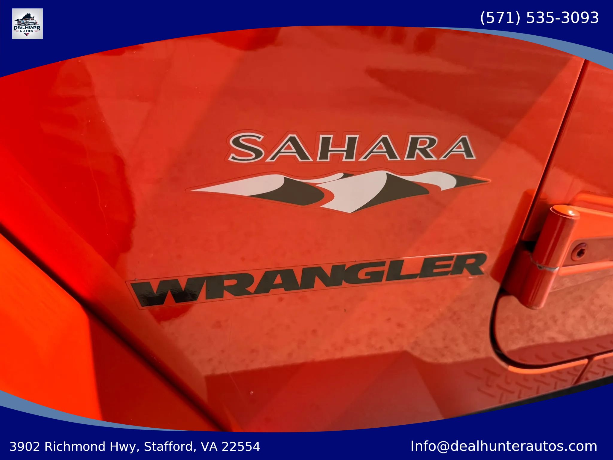 Used 2016 Jeep Wrangler Sahara w/ Connectivity Group AWD/4WD image 13