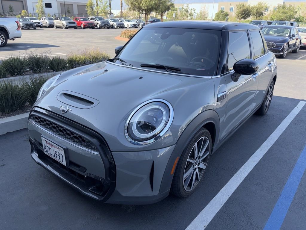 Used 2022 MINI Cooper S image 3