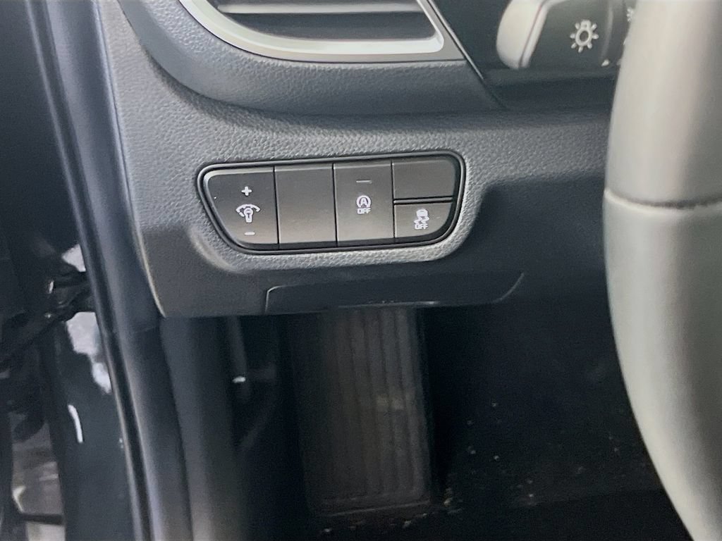 New 2026 Kia Seltos S FWD image 10