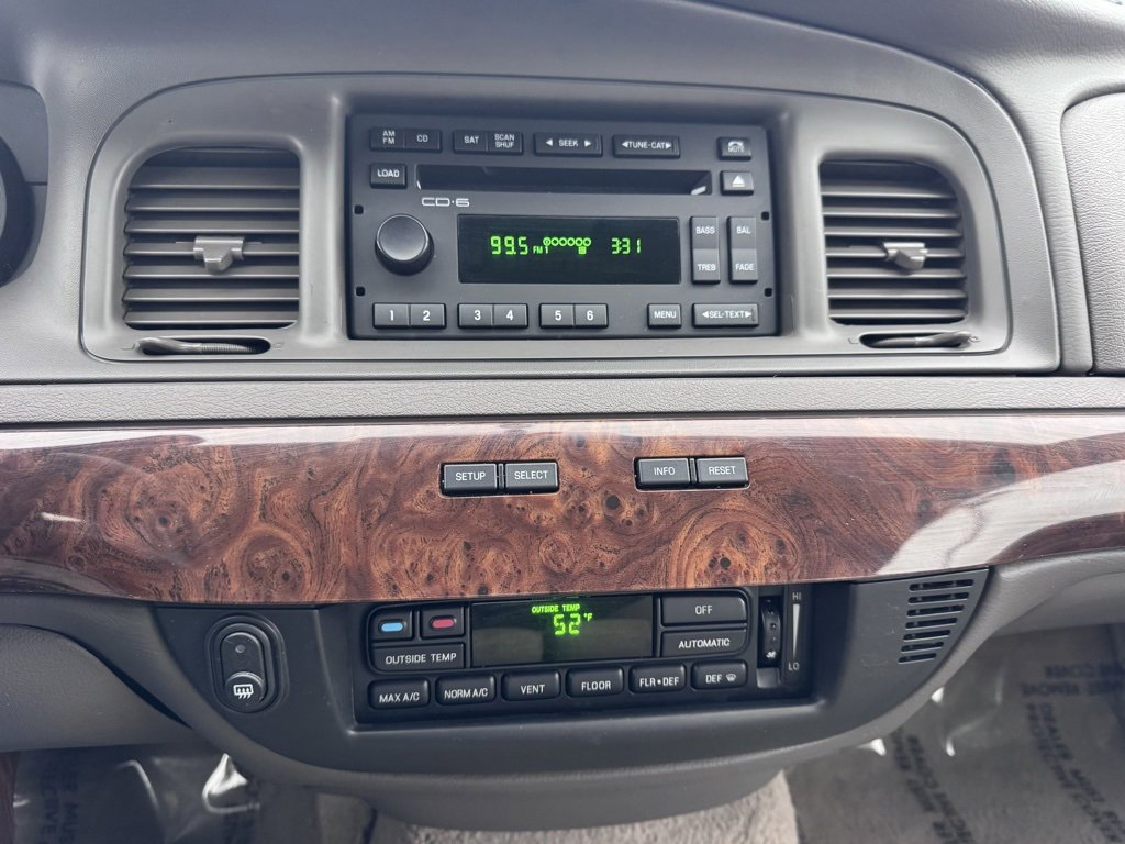 Used 2008 Mercury Grand Marquis LS image 27