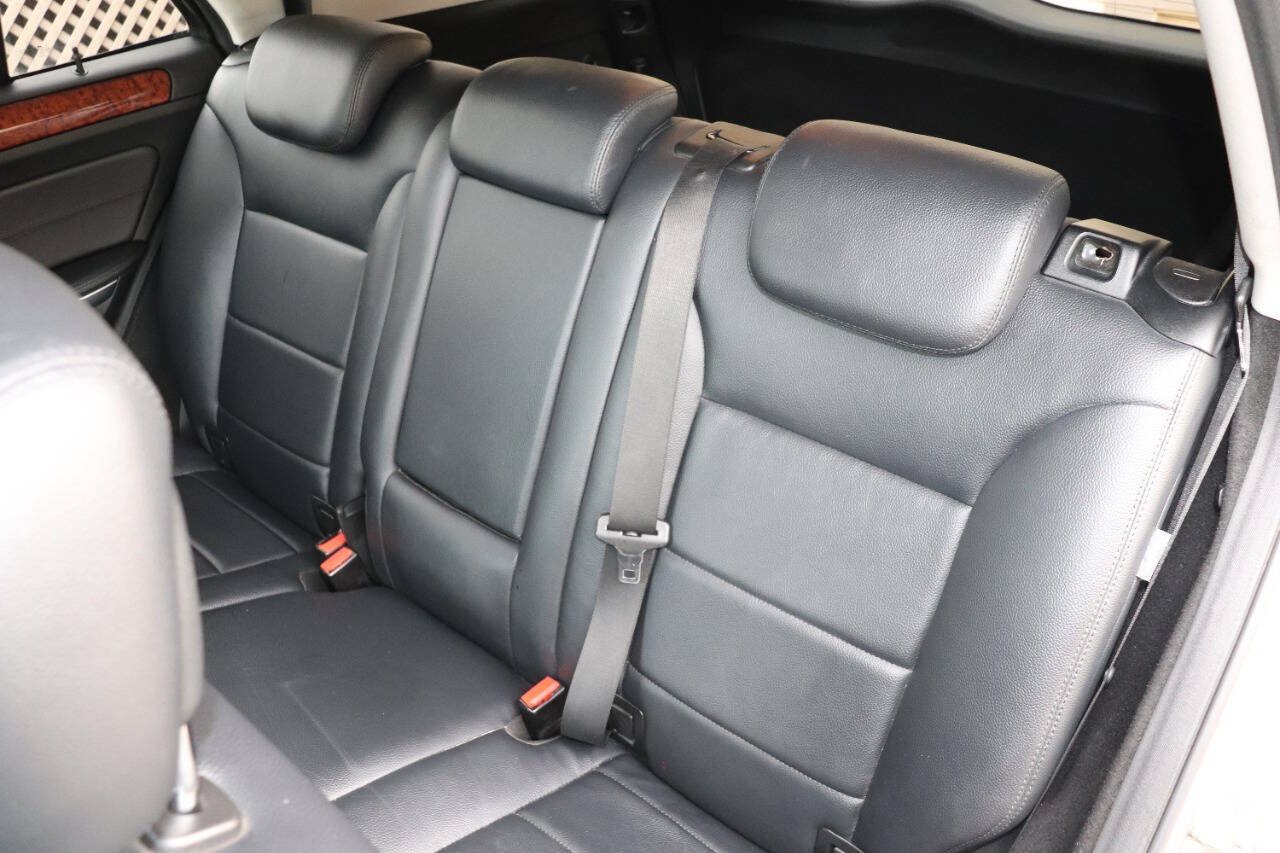 Used 2009 Mercedes-Benz ML 320 BlueTEC 4MATIC image 40