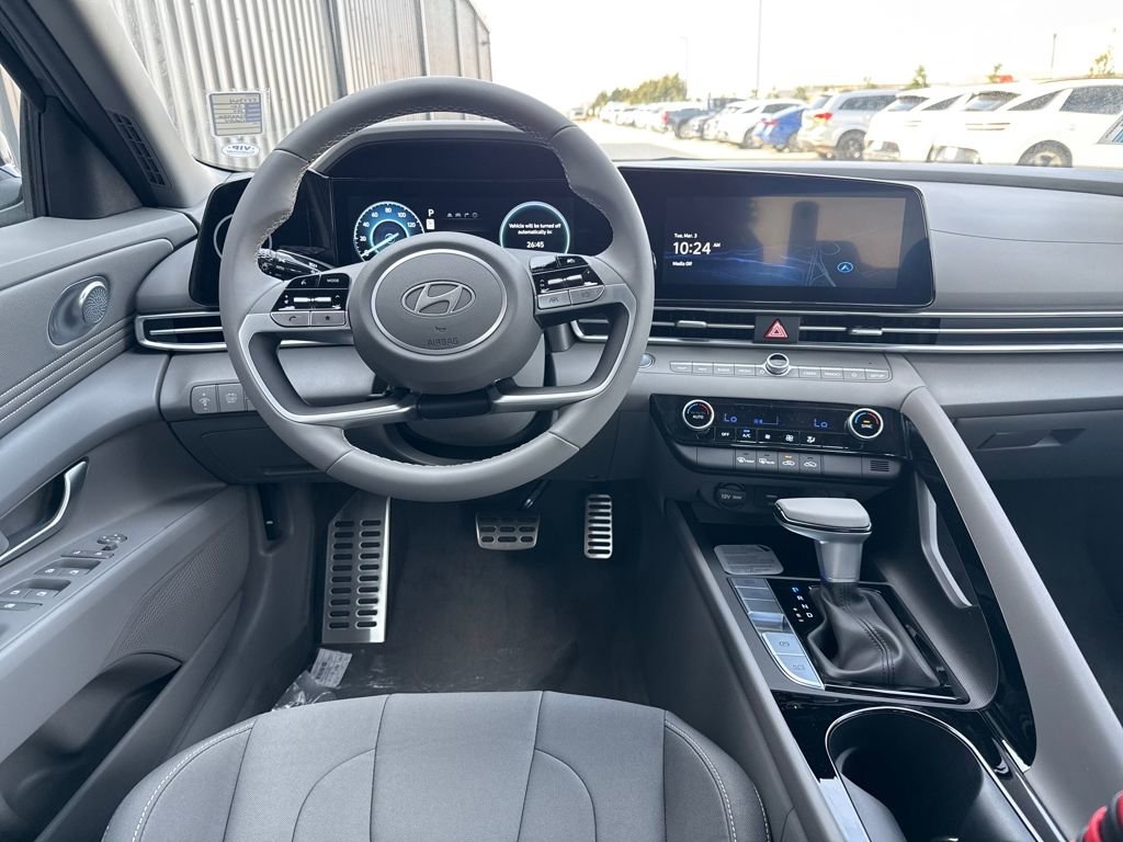 New 2026 Hyundai Elantra Sport FWD image 21