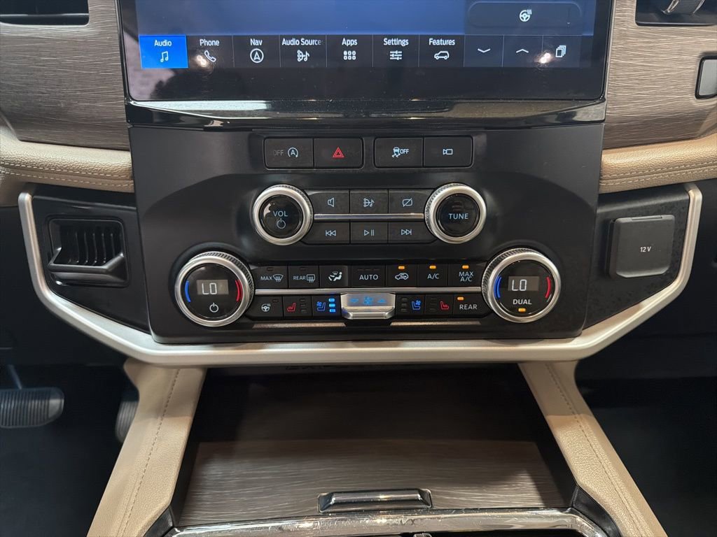 Used 2024 Ford Expedition Max Limited AWD/4WD image 21