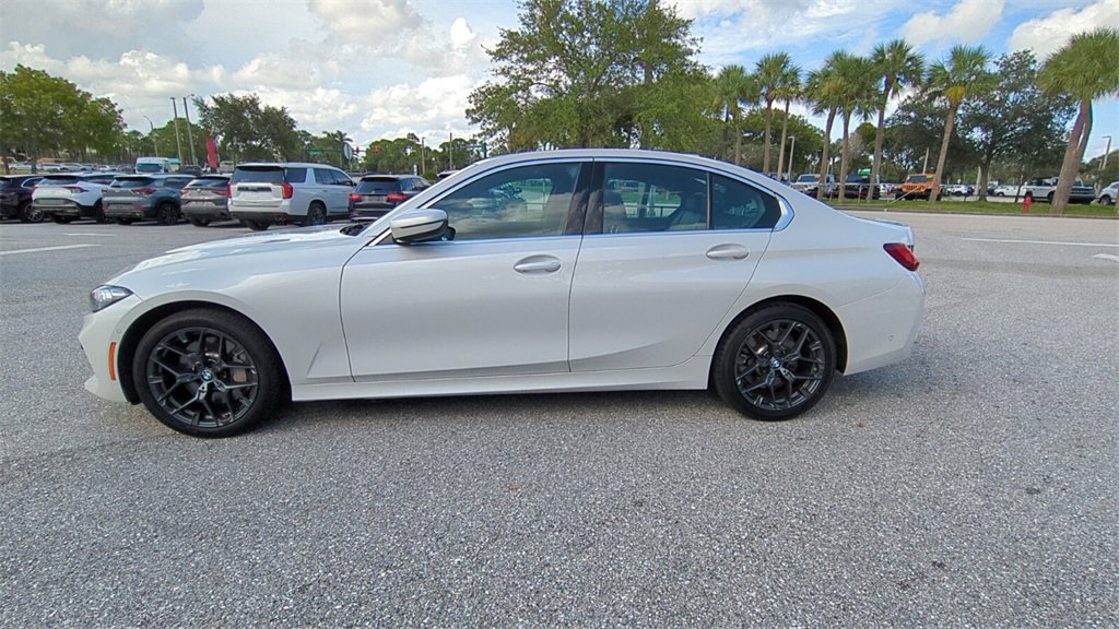 Used 2025 BMW 330i Sedan image 7