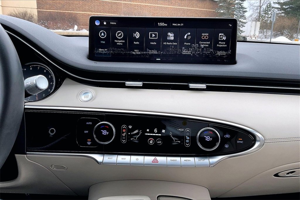 Used 2023 Genesis GV70 2.5T Select w/ Select Package image 14