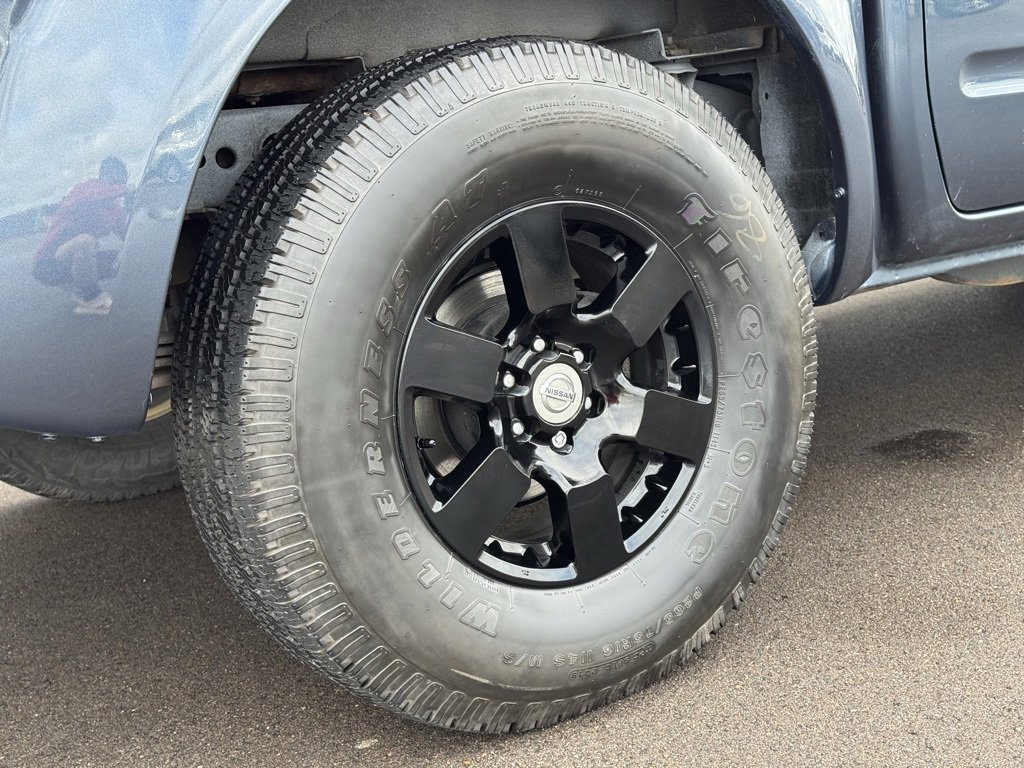 Used 2013 Nissan Frontier PRO-4X image 24